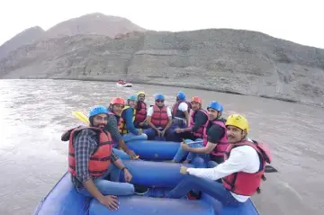 CRC Sales team enjoying trip to Lay Ladakh with Channel Partner in Sep. 2019